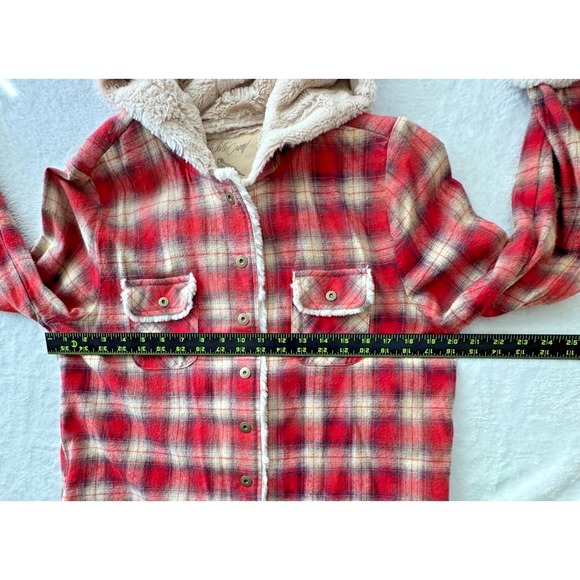 White Crow Shacket Size Large Red Cream Black Plaid Hooded Flannel Faux Fur‎ - Picture 11 of 15